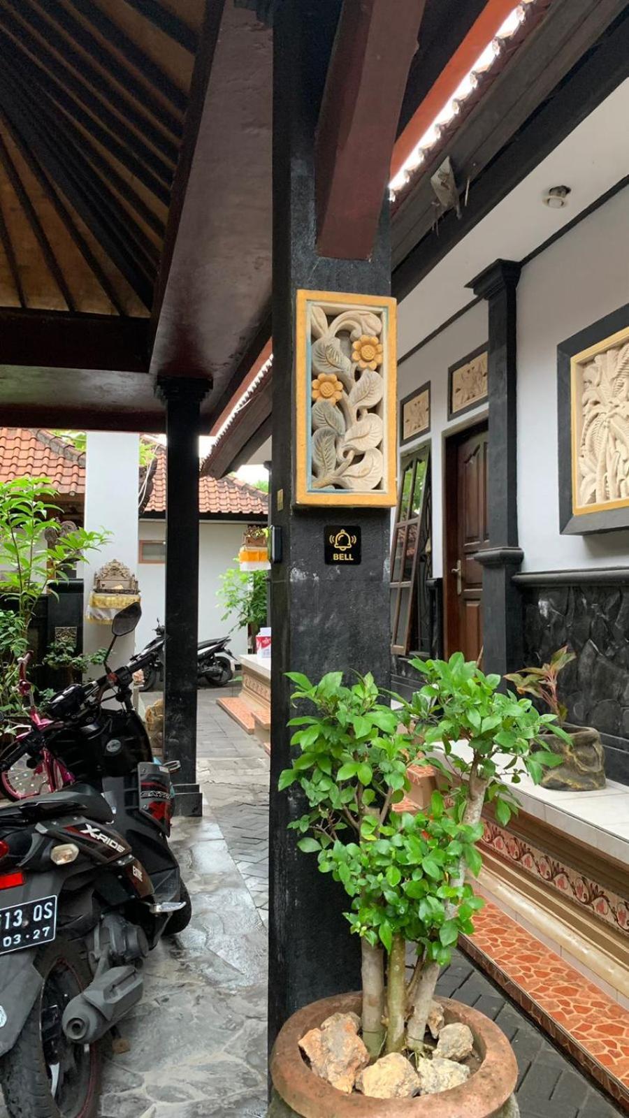Tirtasuci House Hotel Kuta Lombok Buitenkant foto
